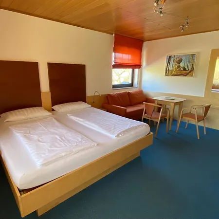 Gæstehus Gaestehaus Bruetting 3*