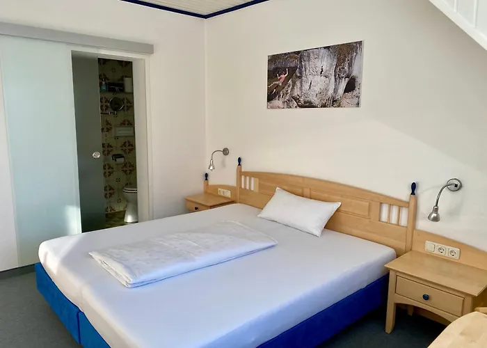 Konukevi Gaestehaus Bruetting 4*
